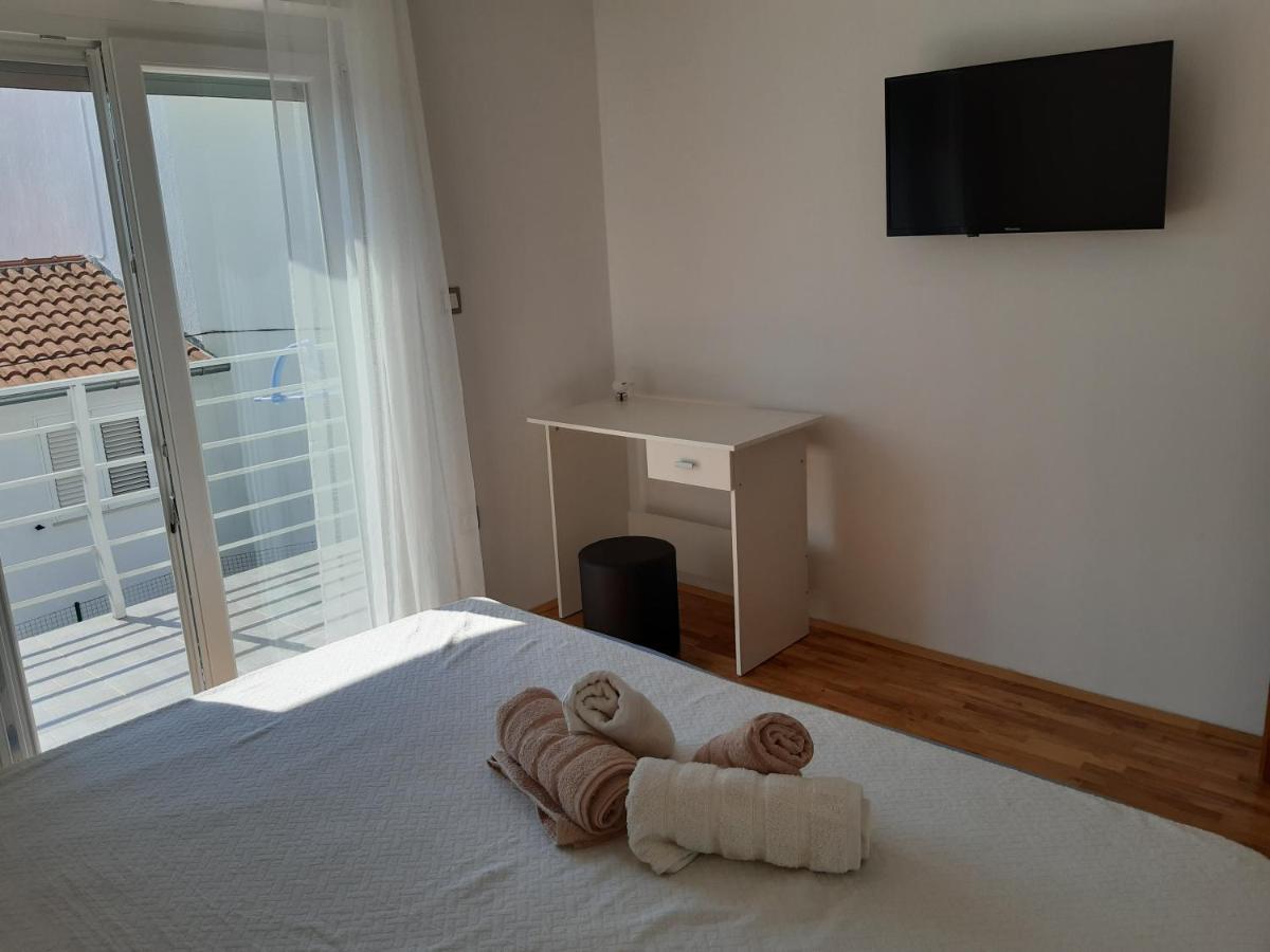 Apartmani Frano Vodice Exterior foto